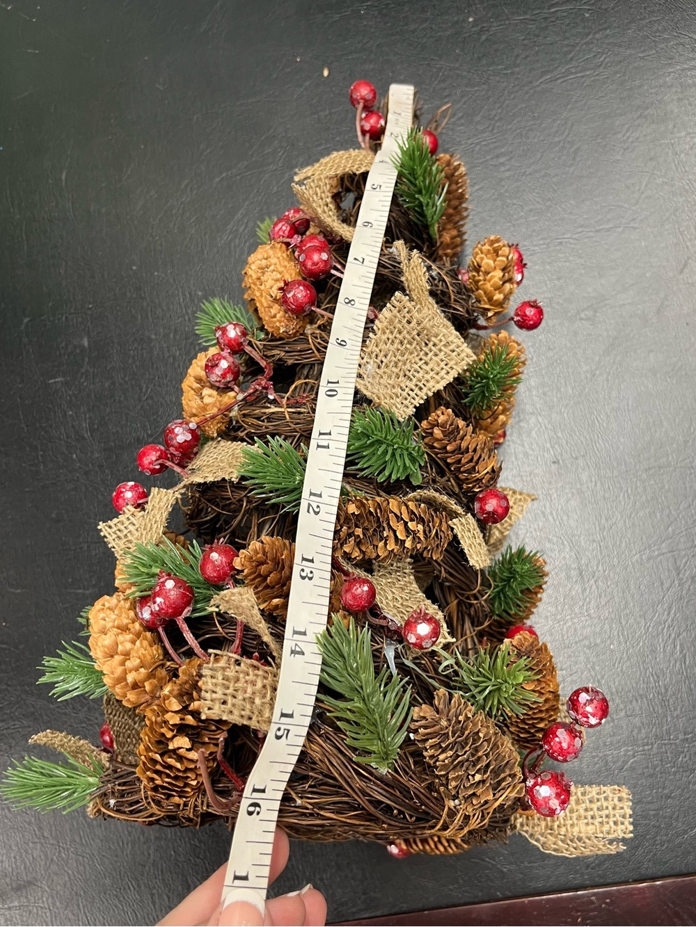 Rustic tabletop decorated tree - Picture 7 of 7